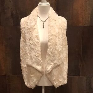 Jack by BB Dakota Faux Fur Vest